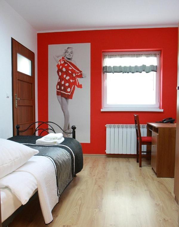 Leo Hostel Poznań Exteriör bild