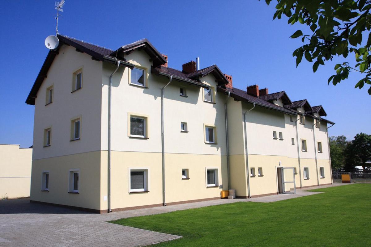 Leo Hostel Poznań Exteriör bild